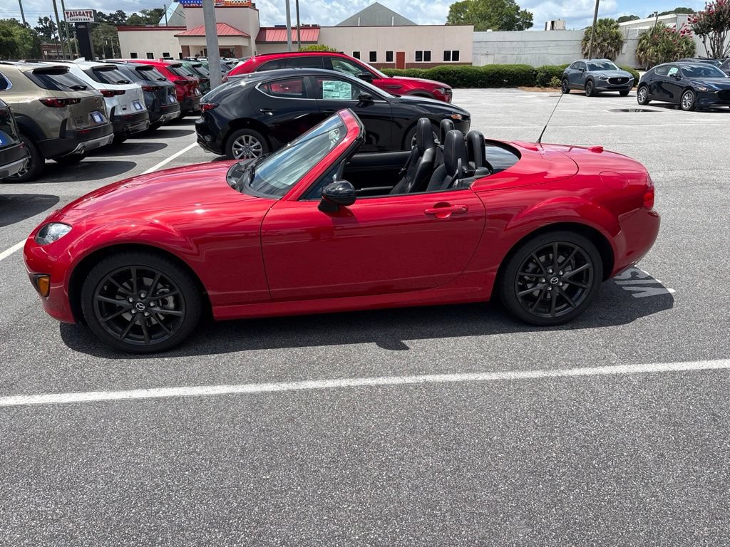 Used 2012 MAZDA MX-5 Miata Special Edition RWD image 4