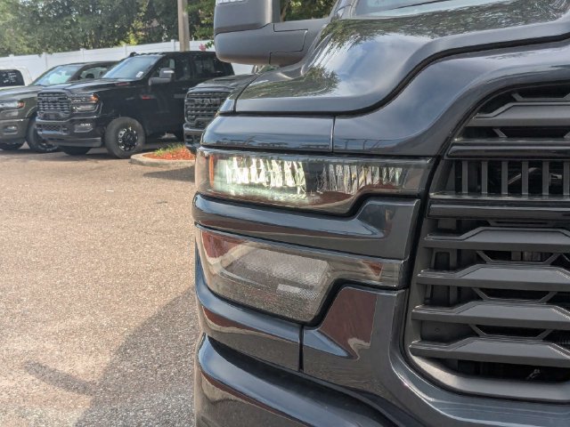 New 2026 RAM 3500 Big Horn AWD/4WD image 10