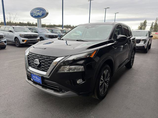 Used 2023 Nissan Rogue SV image 3