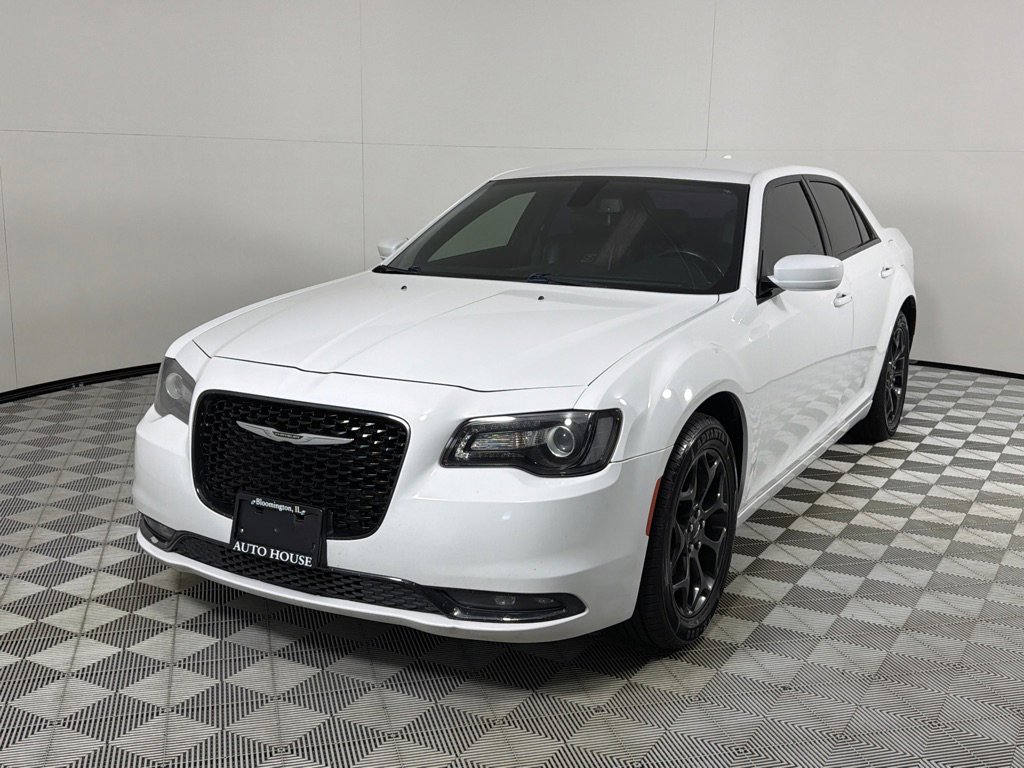 Used 2019 Chrysler 300 S AWD/4WD image 9