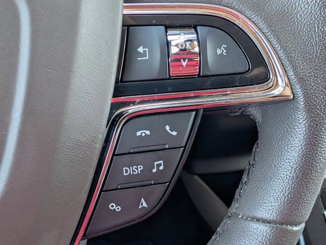 Used 2022 Lincoln Nautilus FWD w/ Premium Package image 23