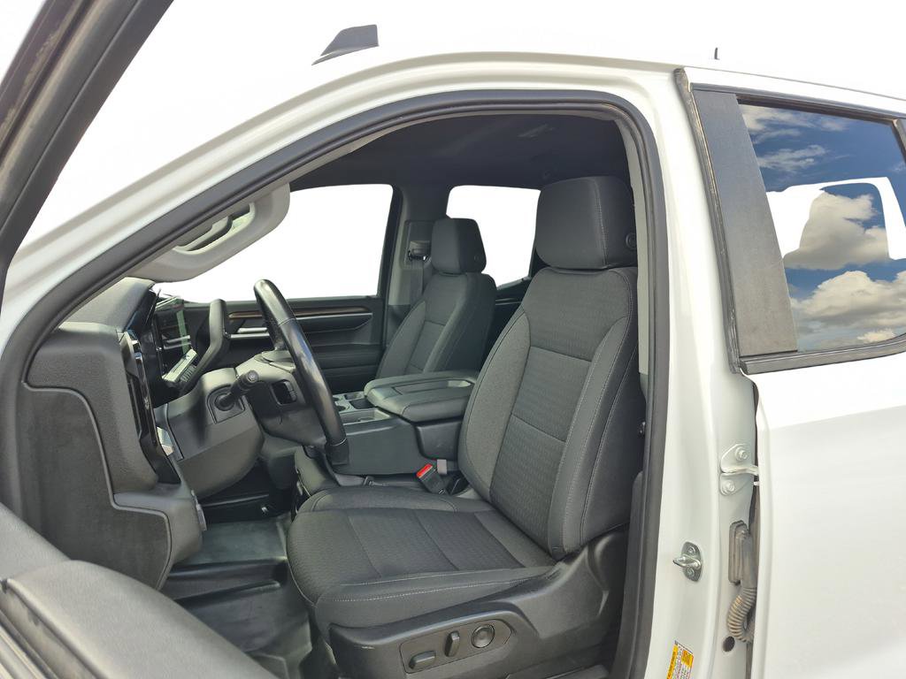 Used 2022 Chevrolet Silverado 1500 LT w/ Z71 Off-Road Package image 16