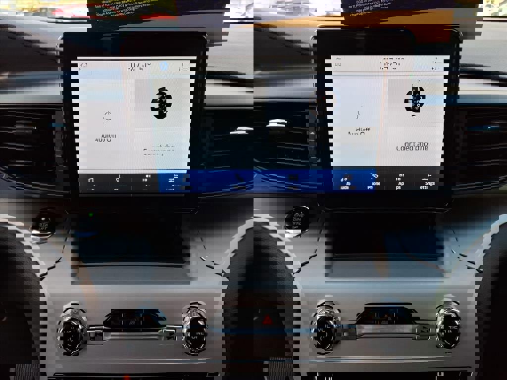 Certified 2021 Ford Explorer XLT image 12