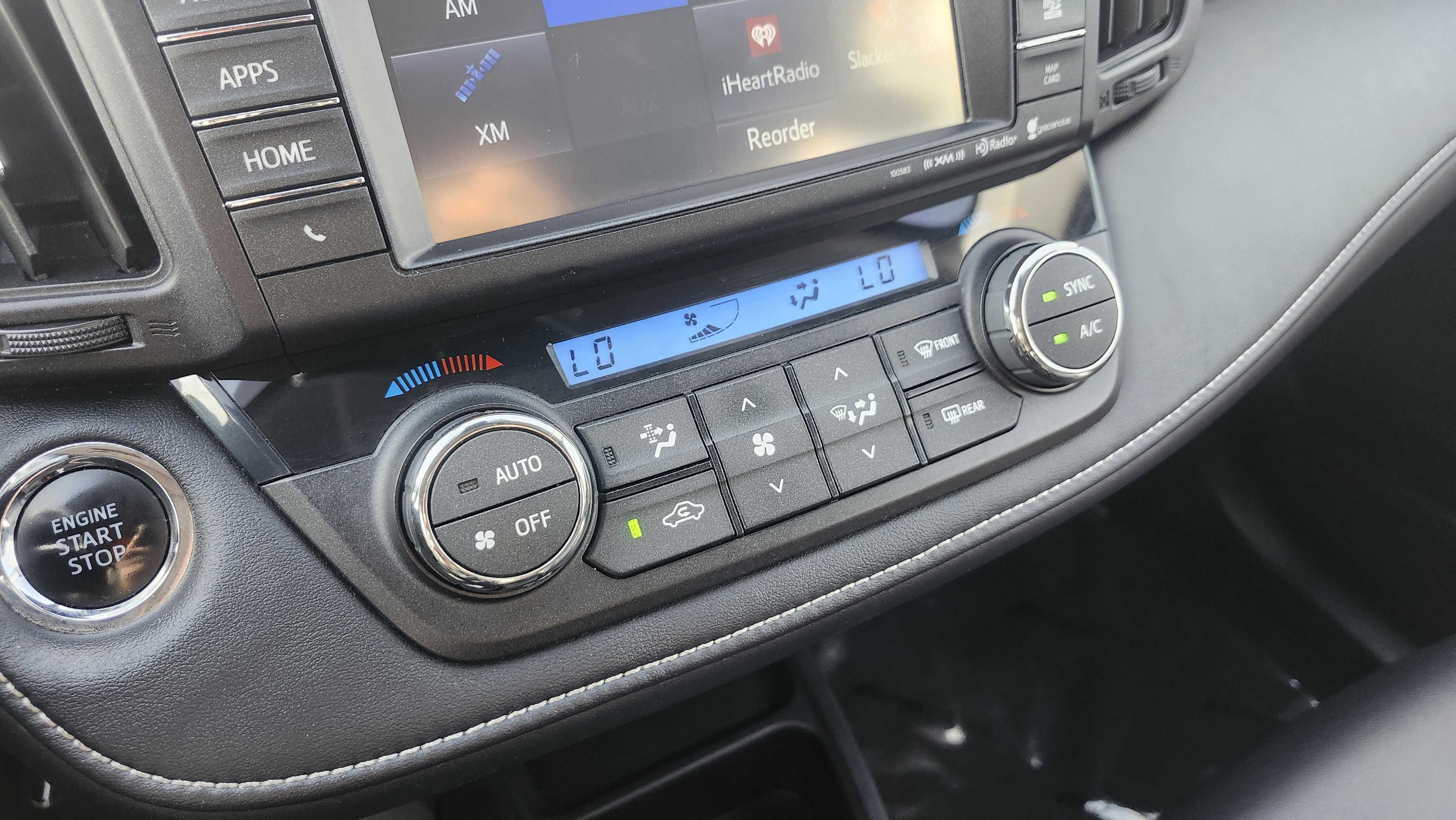 Used 2016 Toyota RAV4 Limited image 32