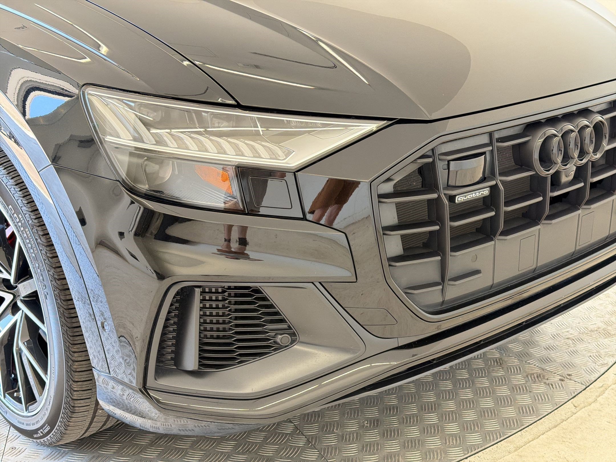 Used 2023 Audi Q8 Prestige w/ Prestige Package AWD/4WD image 11