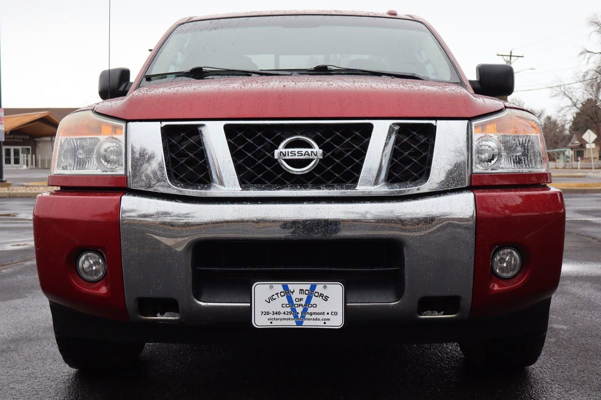 Used 2013 Nissan Titan SV w/ SV Value Truck Pkg image 13