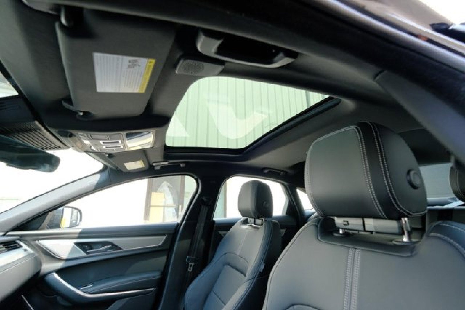 New 2024 Jaguar XF R-Dynamic SE image 22