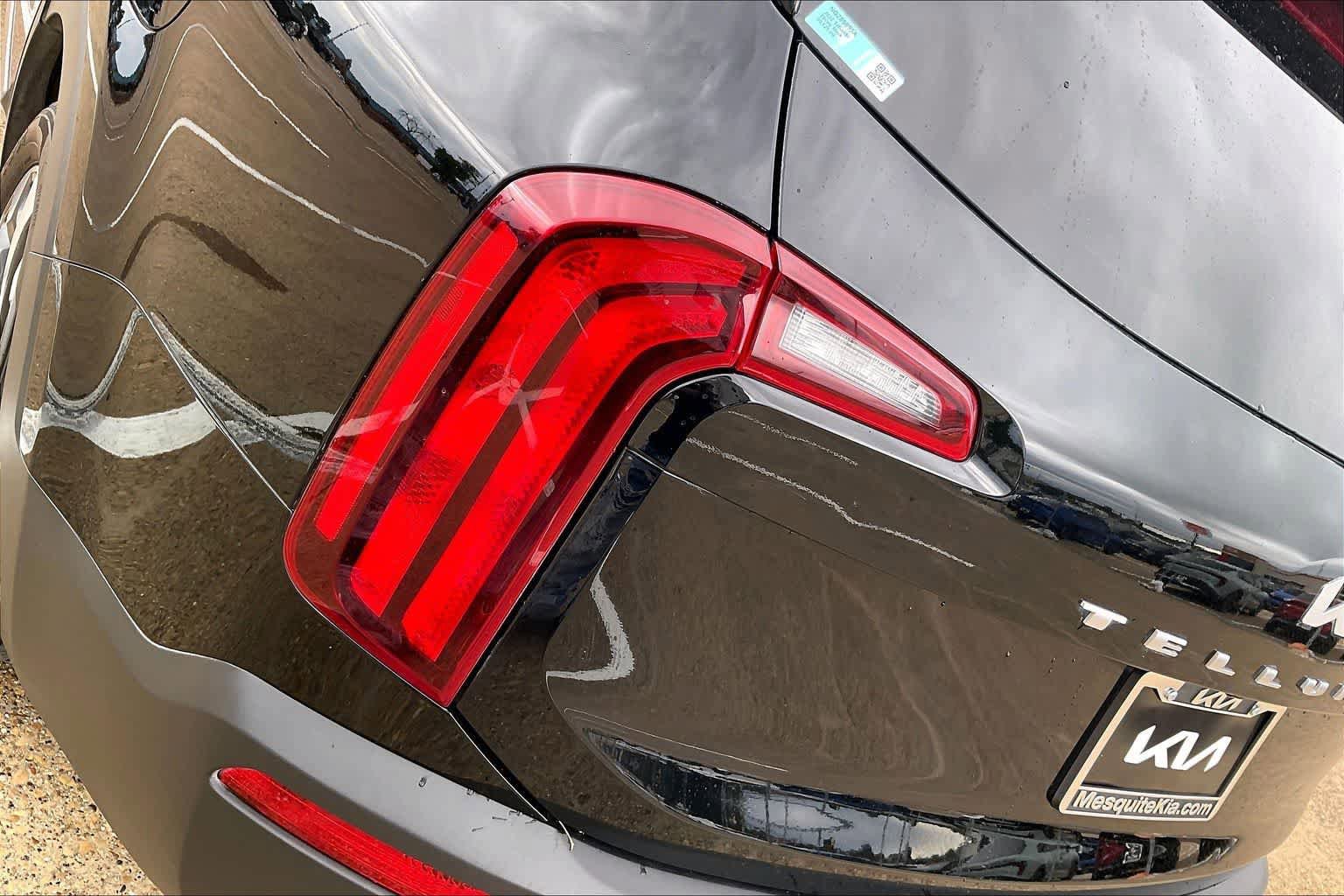 Used 2022 Kia Telluride S FWD image 30