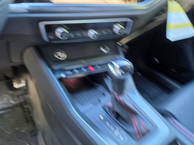 Used 2025 Audi Q3 2.0T Premium Plus w/ Premium Plus Package image 24