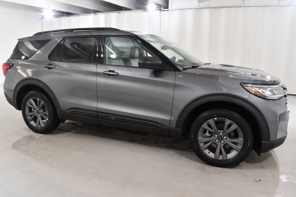 New 2026 Ford Explorer Active w/ Active Comfort Package AWD/4WD image 5
