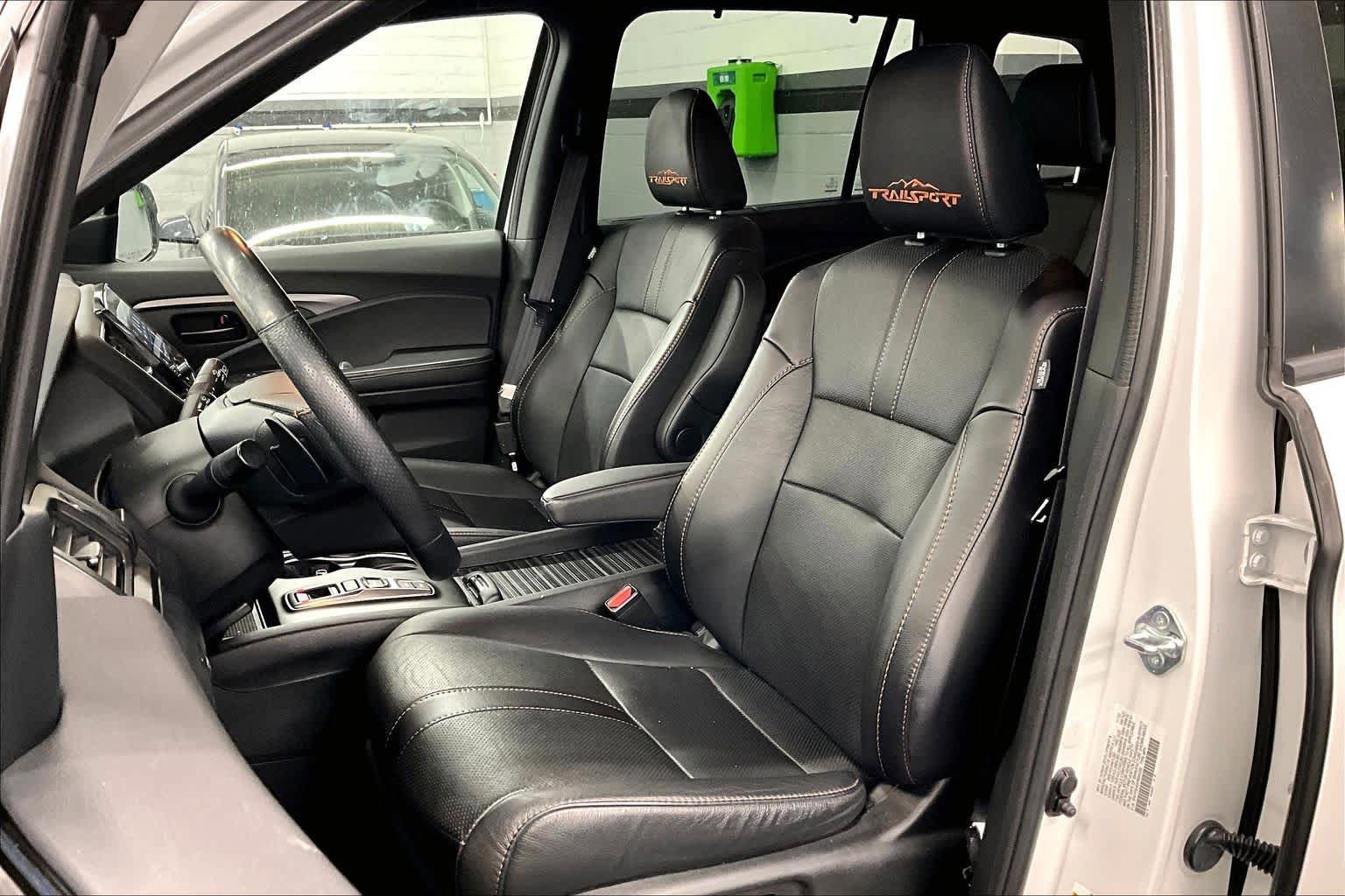 Used 2023 Honda Passport TrailSport image 7