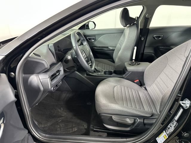 Used 2025 Kia K4 EX image 11