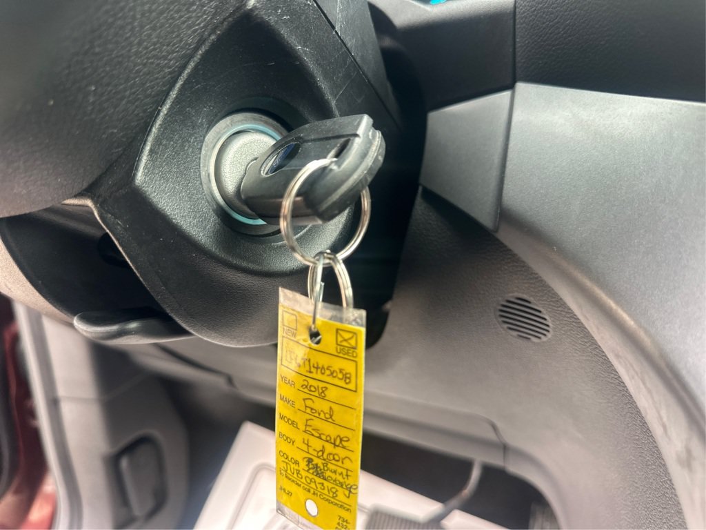 Used 2018 Ford Escape SE AWD/4WD image 33