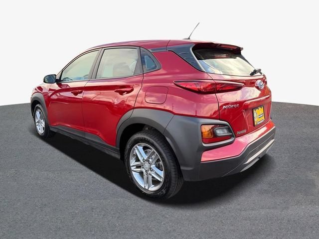 Used 2021 Hyundai Kona SE AWD/4WD image 2