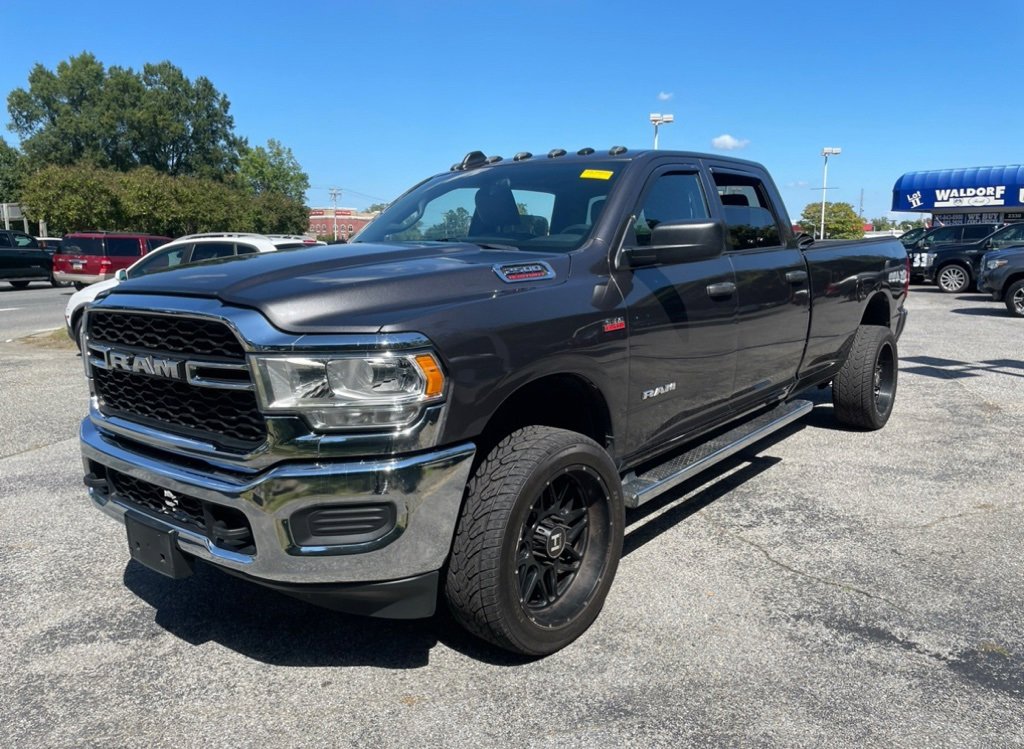 Used 2021 RAM 2500 Tradesman w/ Chrome Appearance Group image 2