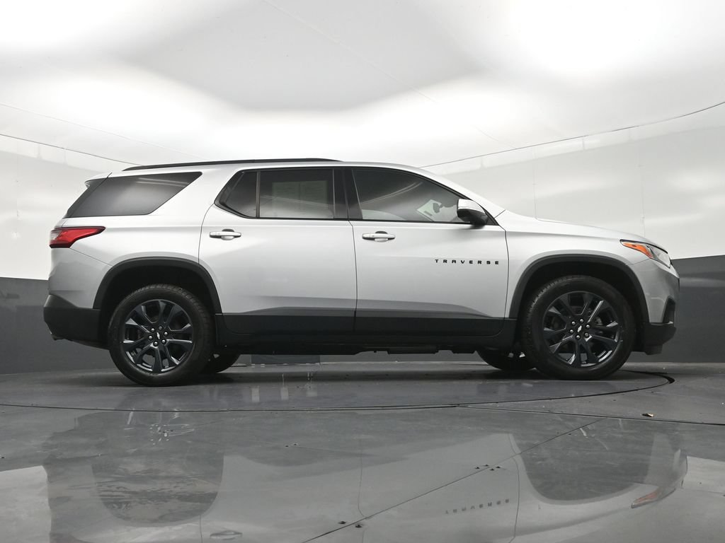 Used 2021 Chevrolet Traverse RS FWD image 29