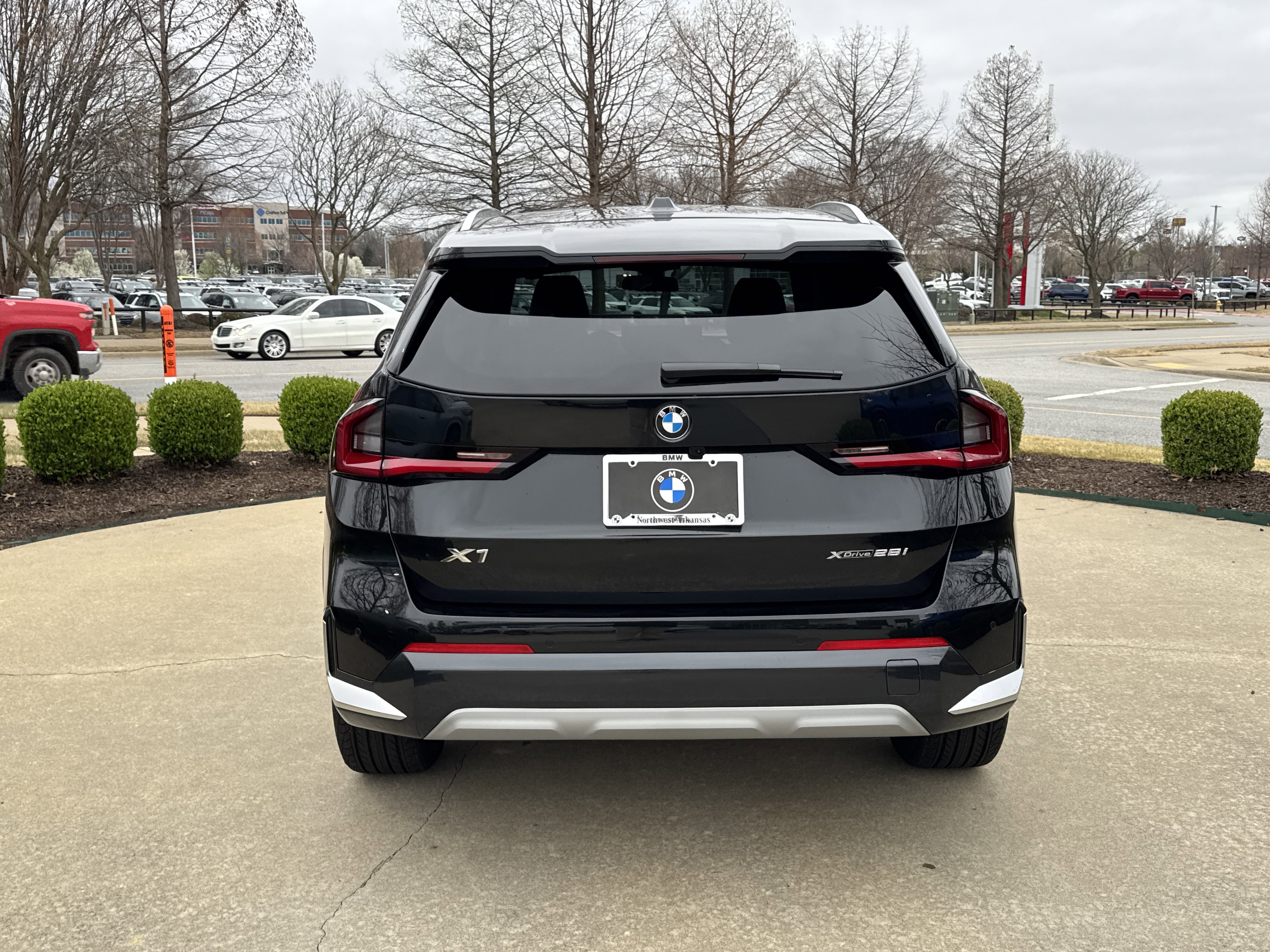 New 2026 BMW X1 xDrive28i AWD/4WD image 4
