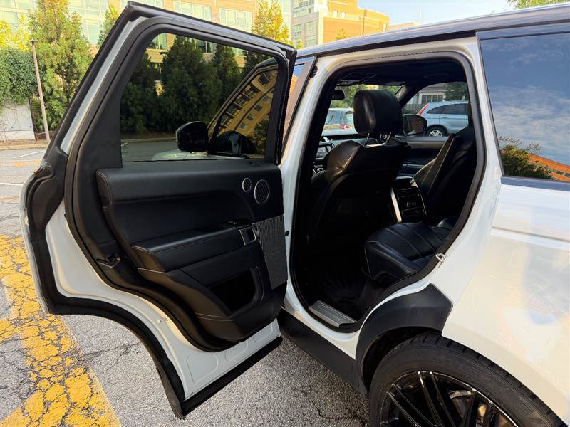 Used 2016 Land Rover Range Rover Sport HSE AWD/4WD image 26