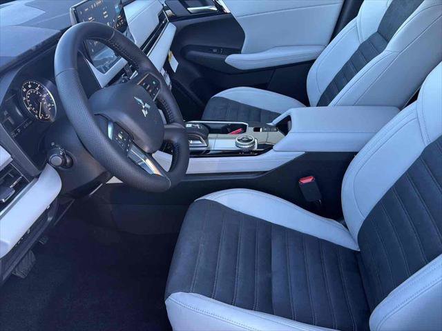 New 2026 Mitsubishi Outlander SE AWD/4WD image 14