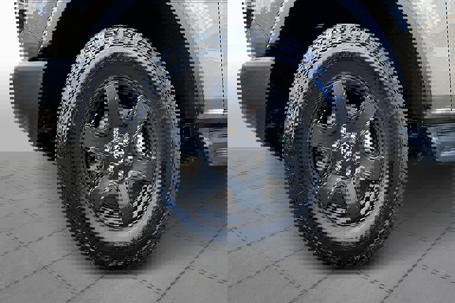 Certified 2025 Ford Bronco Outer Banks image 11