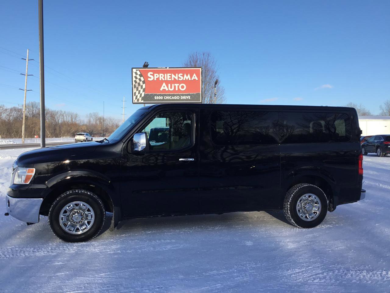 Used 2018 Nissan NV 3500 SL image 11