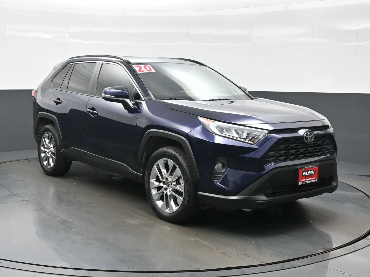 Used 2020 Toyota RAV4 XLE Premium FWD image 8