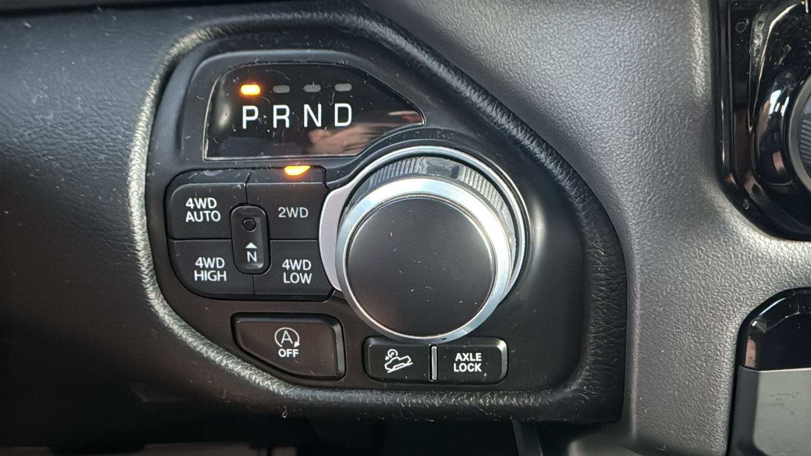 Used 2022 RAM 1500 Big Horn AWD/4WD image 33