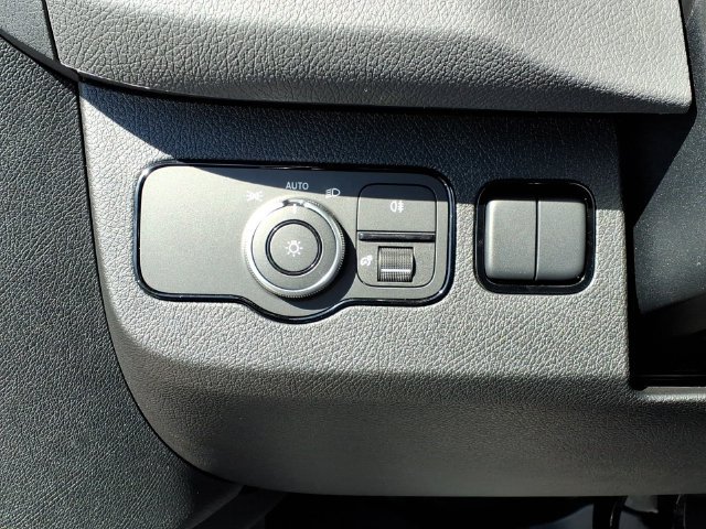 New 2026 Mercedes-Benz Sprinter 2500 image 9