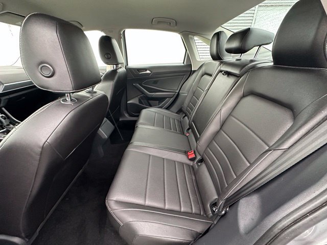 Used 2023 Volkswagen Jetta SE FWD image 26