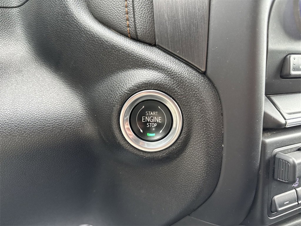 Certified 2023 GMC Sierra 3500 AT4 image 17