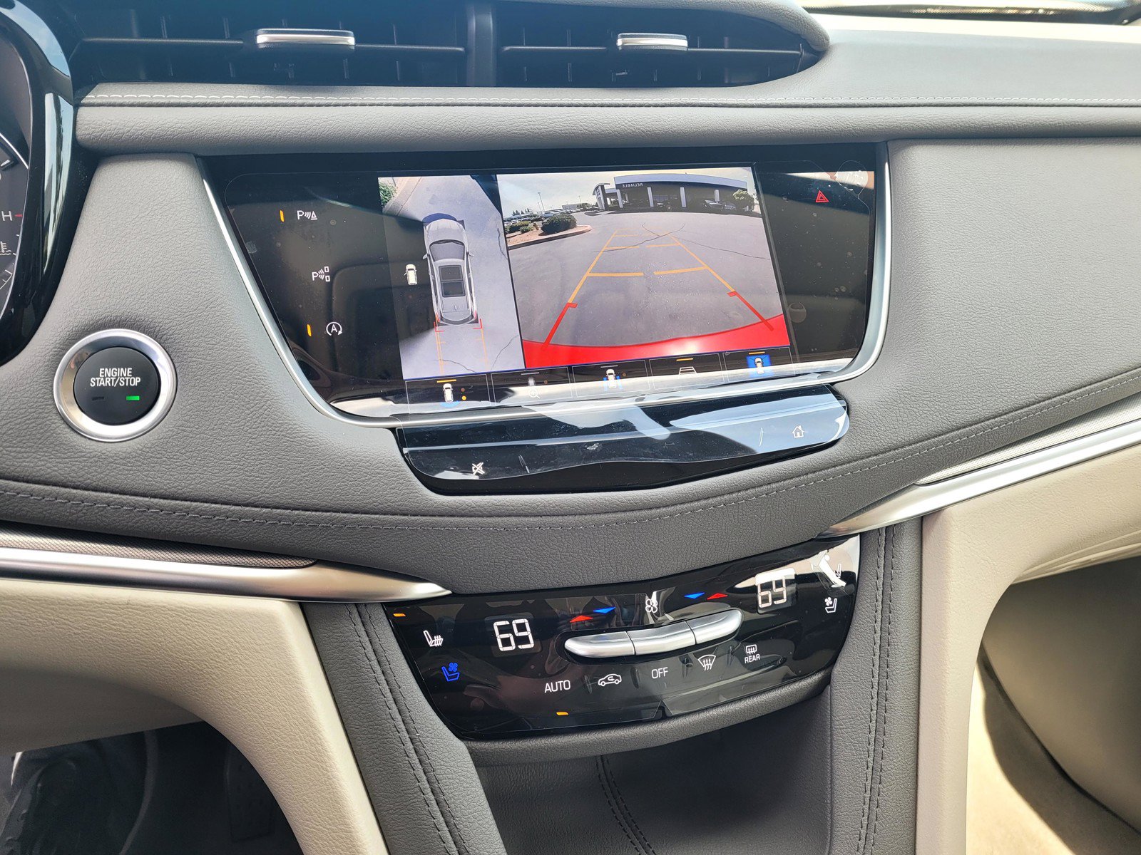 New 2026 Cadillac XT5 Premium Luxury w/ Driver Assist Package AWD/4WD image 9