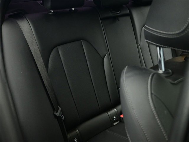 Used 2022 BMW 330i Sedan w/ M Sport Package image 35