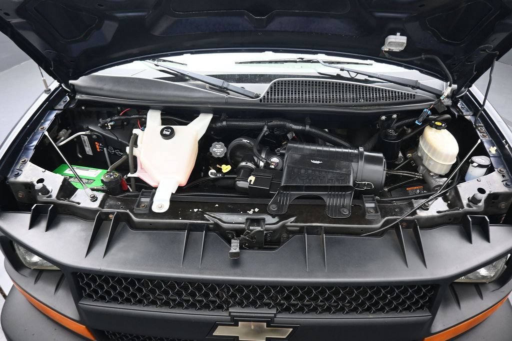 Used 2014 Chevrolet Express 3500 LS RWD image 48