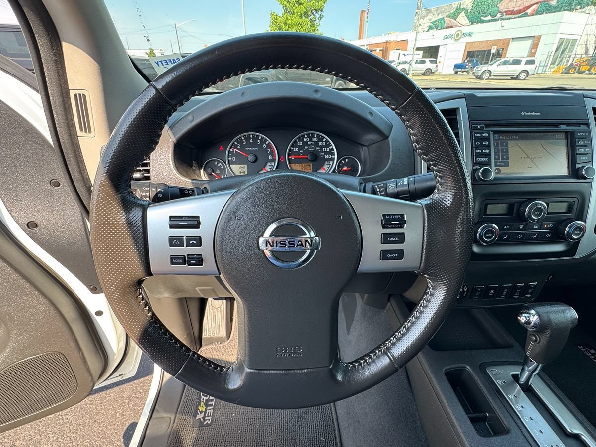 Used 2019 Nissan Frontier PRO-4X AWD/4WD image 18