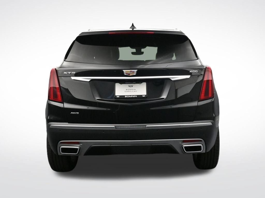 Used 2026 Cadillac XT5 Premium Luxury w/ Driver Assist Package AWD/4WD image 4