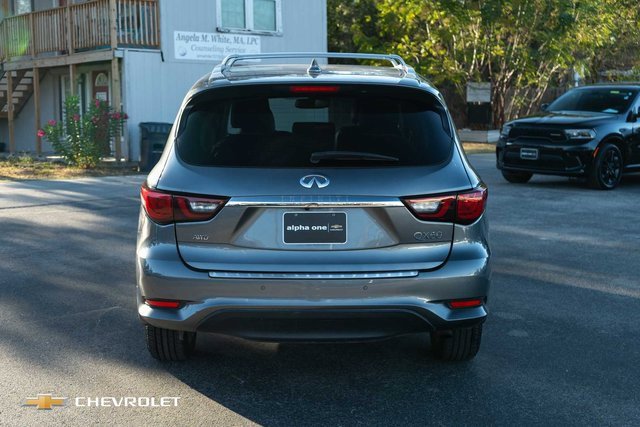 Used 2020 INFINITI QX60 Signature Edition w/ Cargo Package Essential image 7