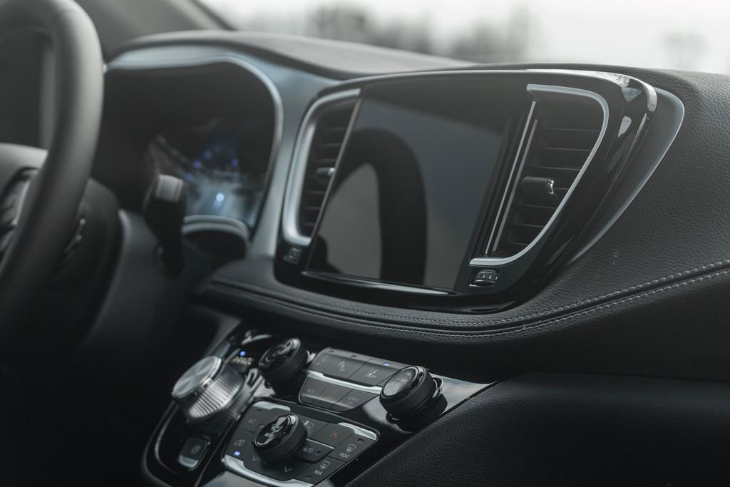 New 2026 Chrysler Pacifica Limited w/ S Appearance Package image 61