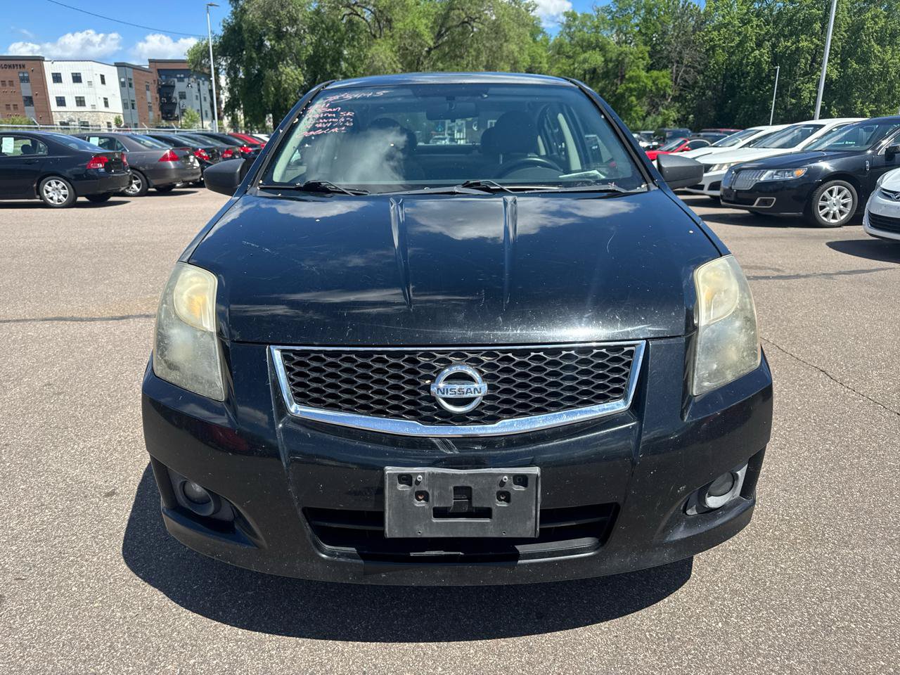 Used 2011 Nissan Sentra 2.0 SR FWD image 2