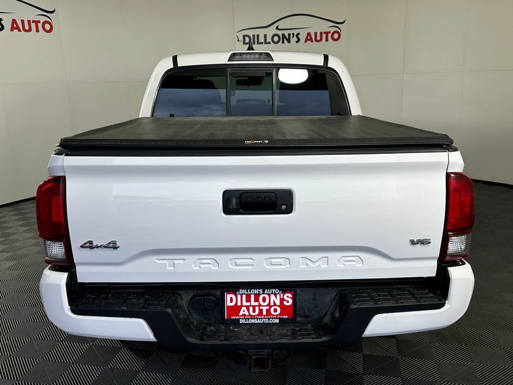 Used 2022 Toyota Tacoma SR AWD/4WD image 5