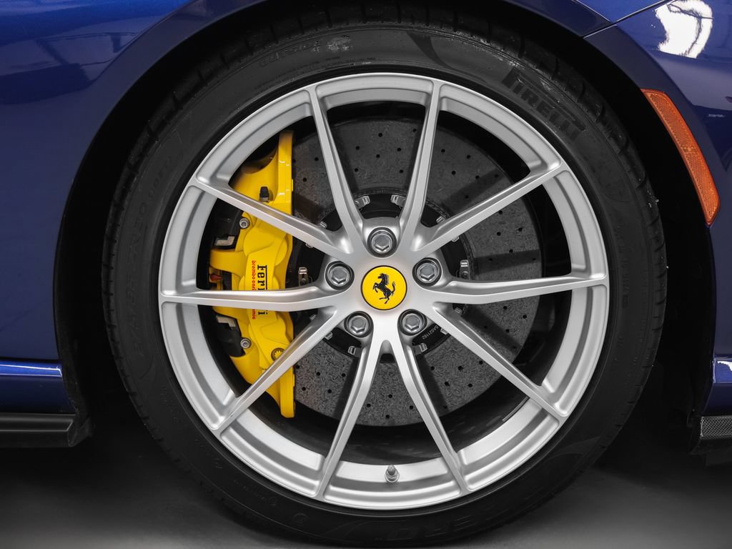 Certified 2021 Ferrari 812 GTS RWD image 11