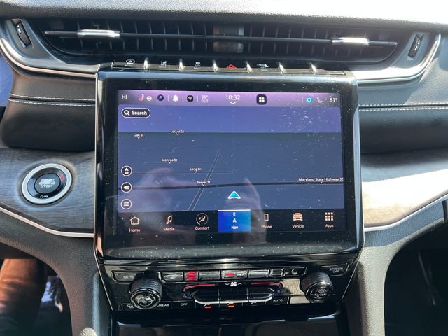 Used 2023 Jeep Grand Cherokee Limited AWD/4WD image 15