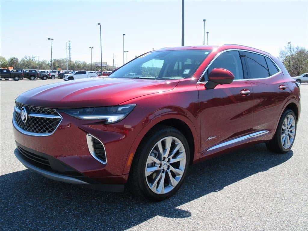 Used 2023 Buick Envision Avenir FWD image 3