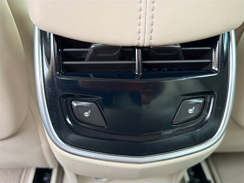 Used 2014 Cadillac XTS Luxury image 27