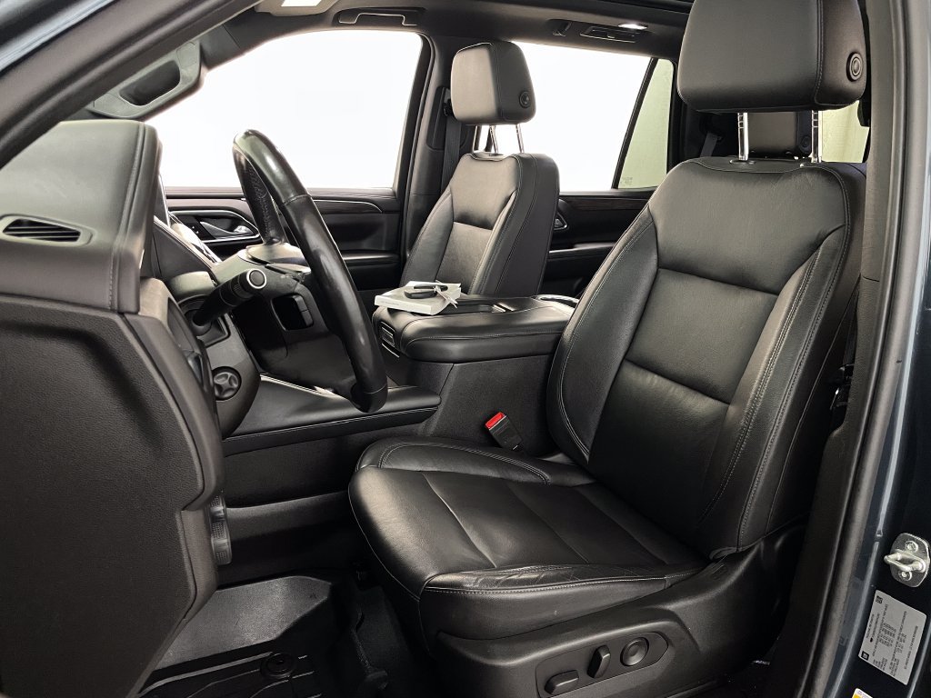 Used 2021 Chevrolet Tahoe Z71 w/ Z71 Signature Package AWD/4WD image 31