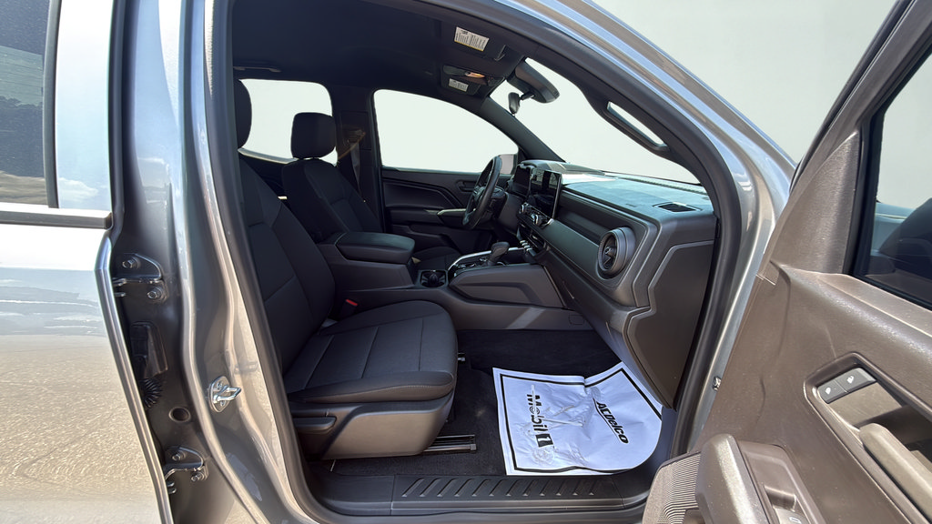 Used 2024 Chevrolet Colorado Trail Boss AWD/4WD image 36