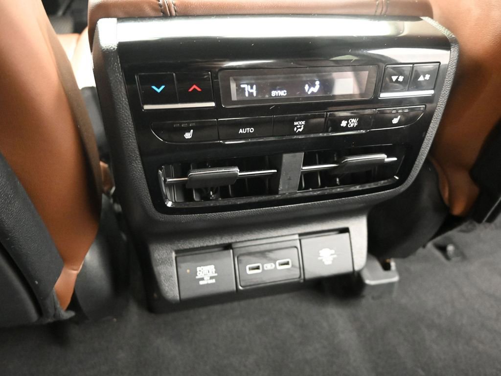 Used 2023 Acura MDX Advance image 13