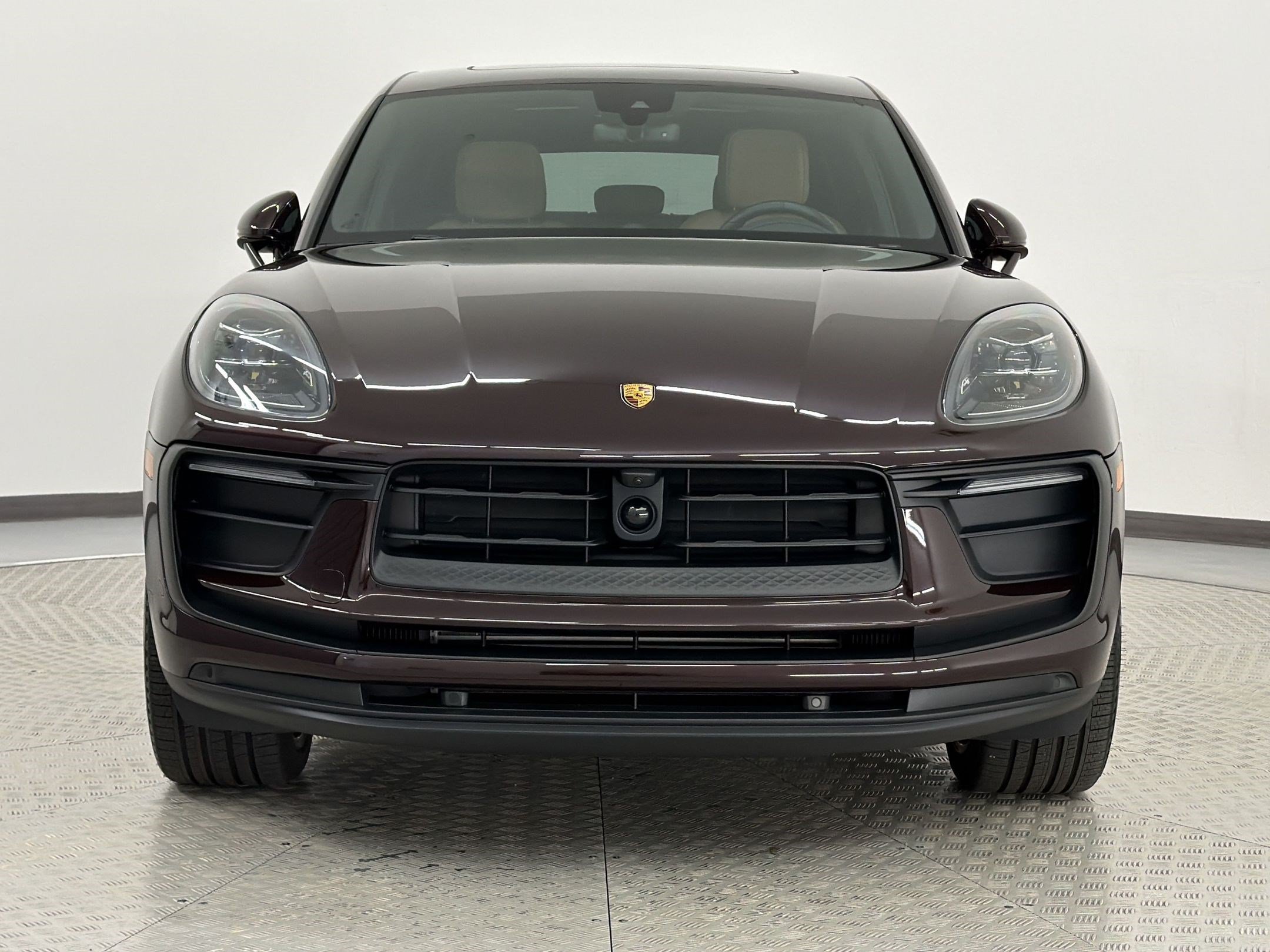 Used 2026 Porsche Macan AWD/4WD image 6