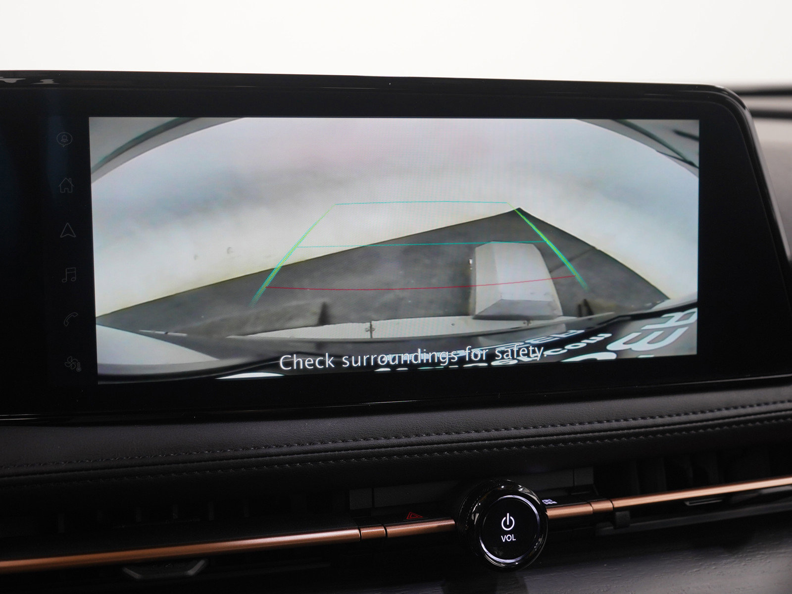 Used 2023 Nissan Ariya AWD image 26