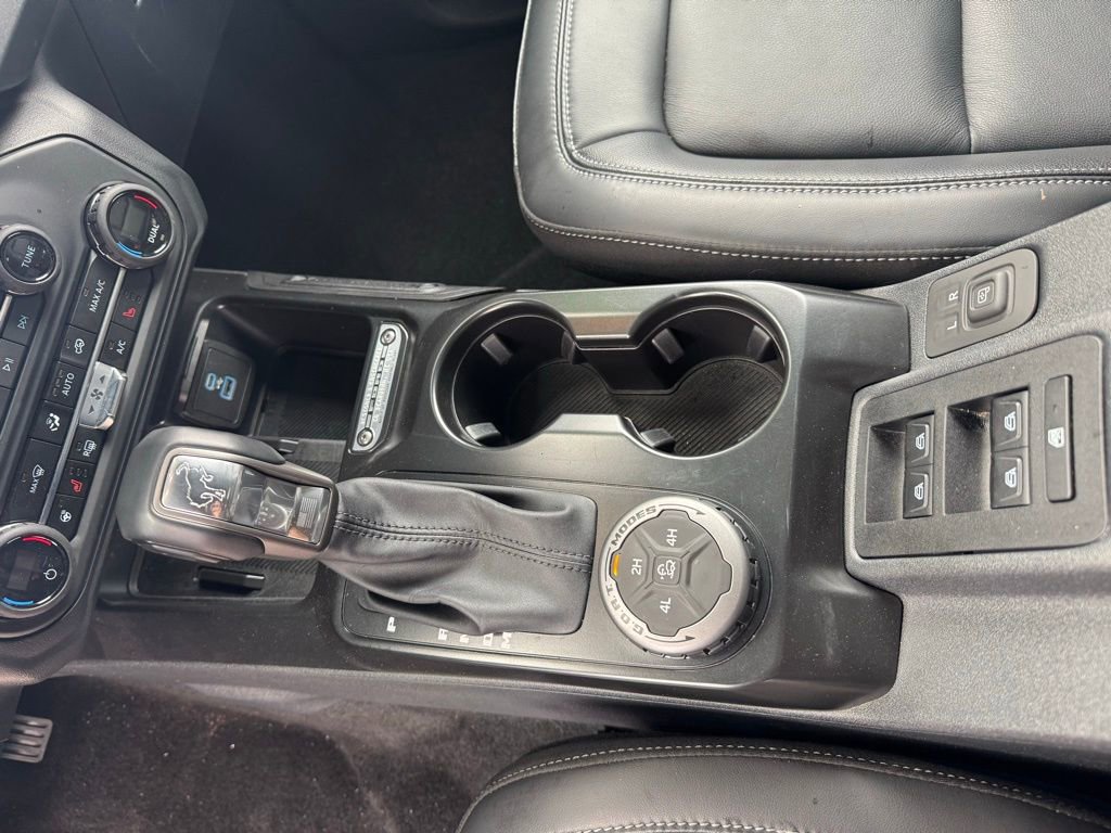 Used 2025 Ford Bronco Outer Banks image 16