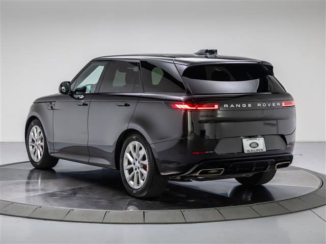 Used 2024 Land Rover Range Rover Sport Dynamic SE AWD/4WD image 3